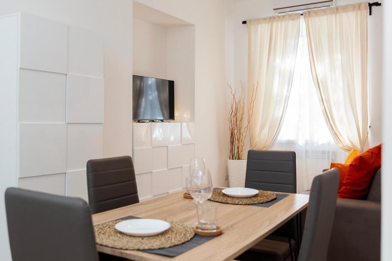 דירות רומא Domus Opimiani מראה חיצוני תמונה